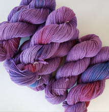 Load image into Gallery viewer, Cashmerino DK 'Cheshire Cat'