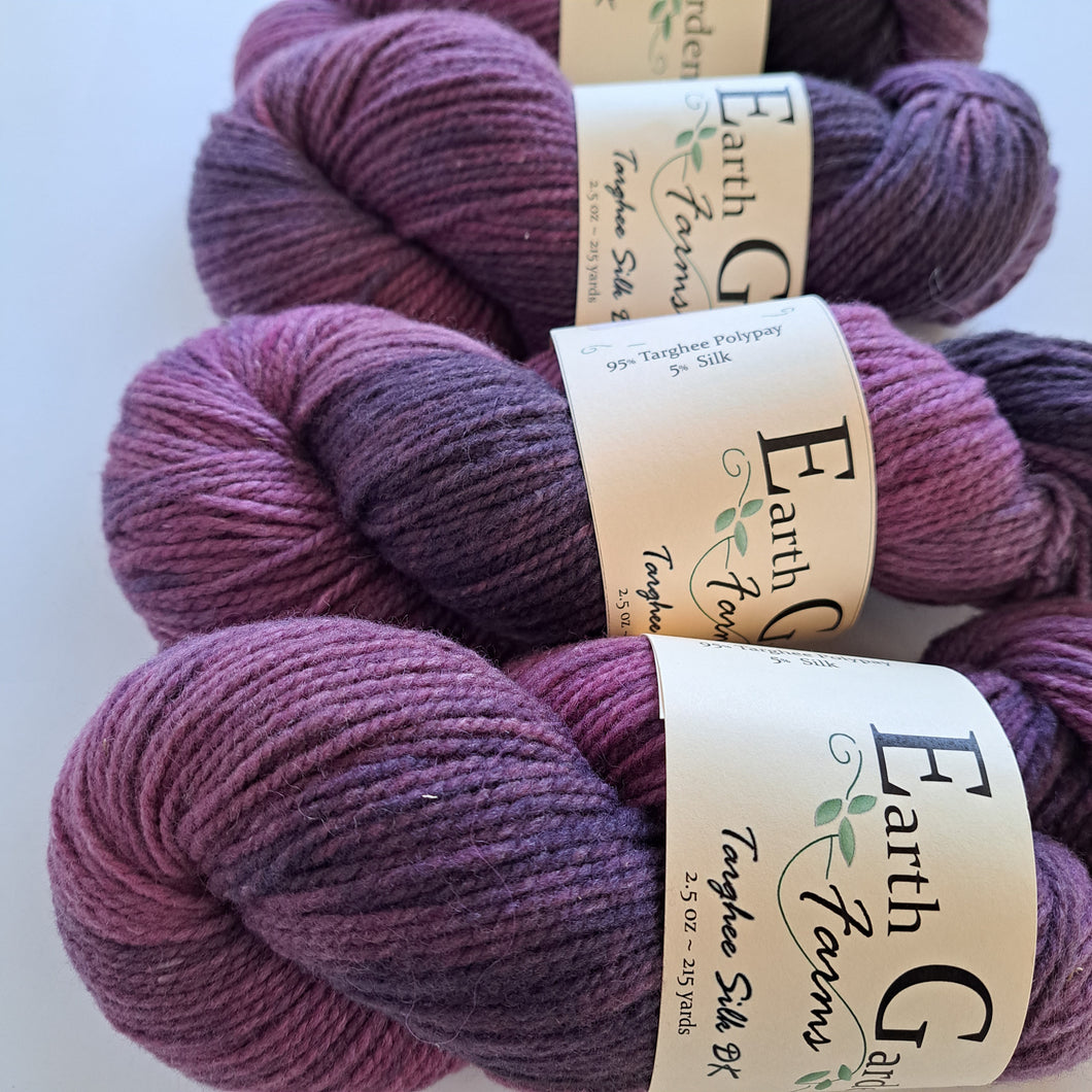 Targhee Silk DK 'Lucky Cat'