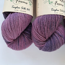Load image into Gallery viewer, Targhee Silk DK &#39;Lucky Cat&#39;
