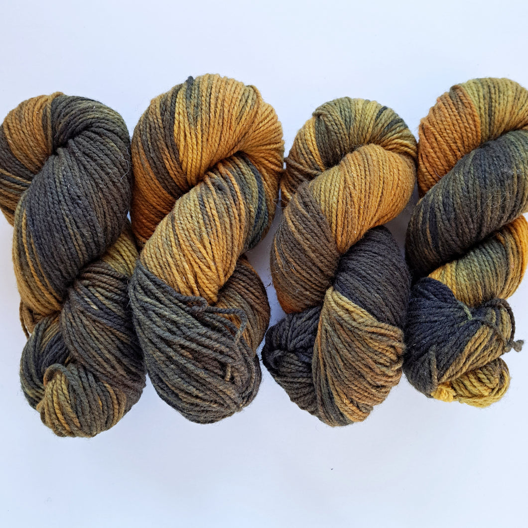 Targhee Silk DK 'Golden Eye'