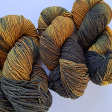 Load image into Gallery viewer, Targhee Silk DK &#39;Golden Eye&#39;

