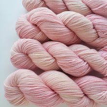 Load image into Gallery viewer, Bamboo Silk Fingering &#39;Pink Daisy&#39;
