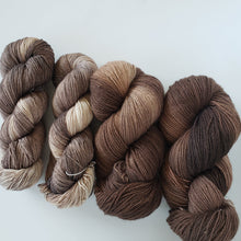 Load image into Gallery viewer, &#39;Something Brown&#39; in Fingering
