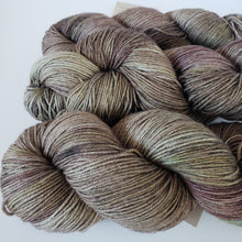 Load image into Gallery viewer, Bamboo Silk Fingering &#39;Mint Ganache&#39;
