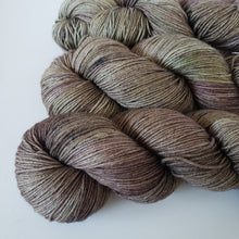 Load image into Gallery viewer, Bamboo Silk Fingering &#39;Mint Ganache&#39;
