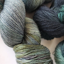 Load image into Gallery viewer, &#39;Something Green&#39; in Fingering
