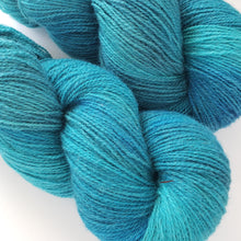 Load image into Gallery viewer, Shetland Silk Fingering &#39;Splash&#39;
