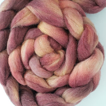 Load image into Gallery viewer, Shetland Roving &#39;Sunset Plum&#39;
