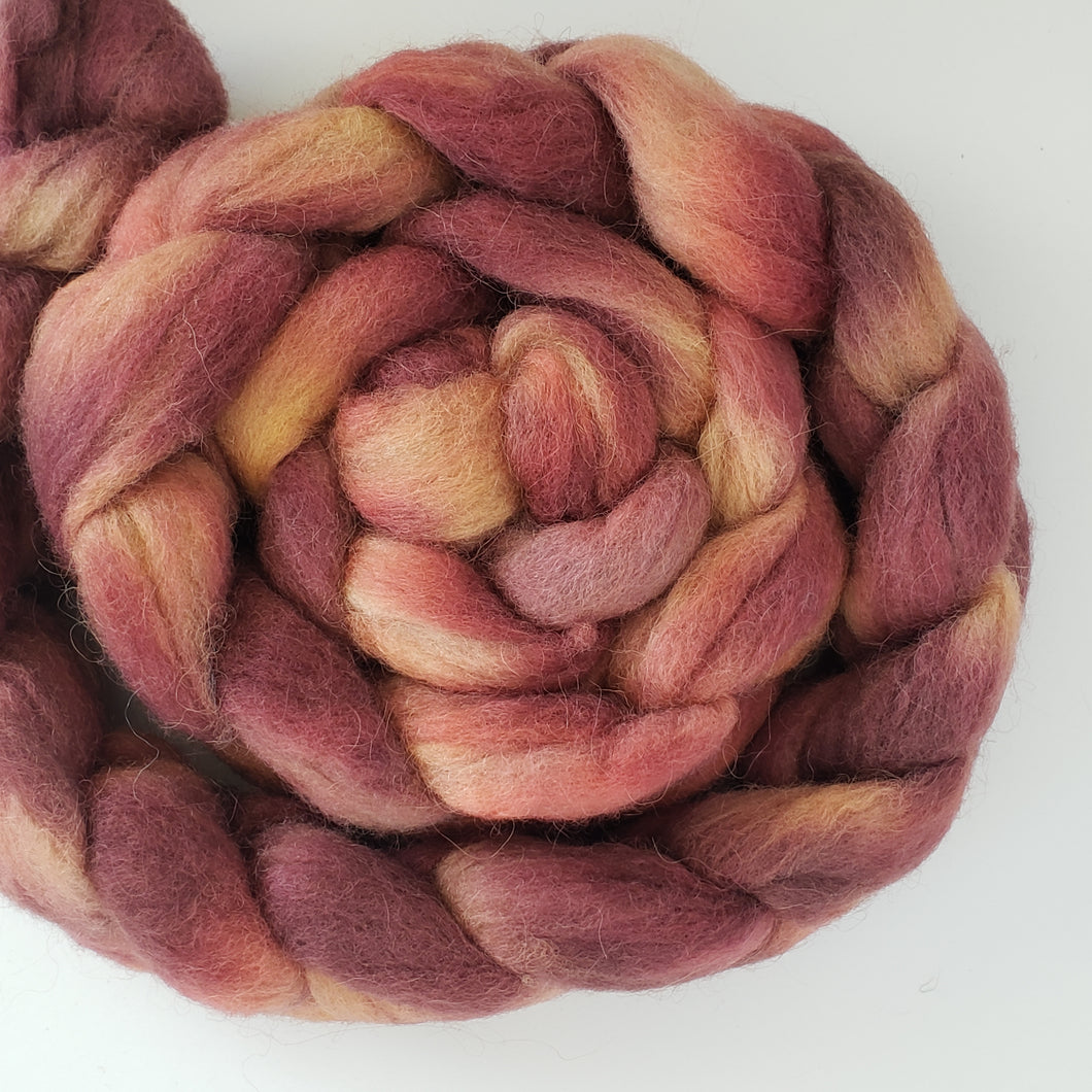 Shetland Roving 'Sunset Plum'