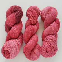 Load image into Gallery viewer, Bamboo Silk Fingering &#39;Strawberry Cream&#39;
