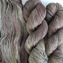 Load image into Gallery viewer, Bamboo Silk Fingering &#39;Mint Ganache&#39;

