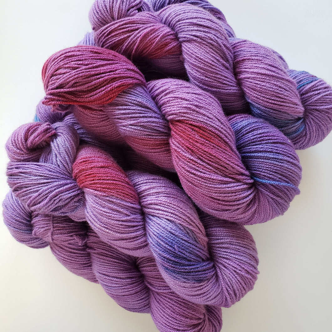 Cashmerino DK 'Cheshire Cat'